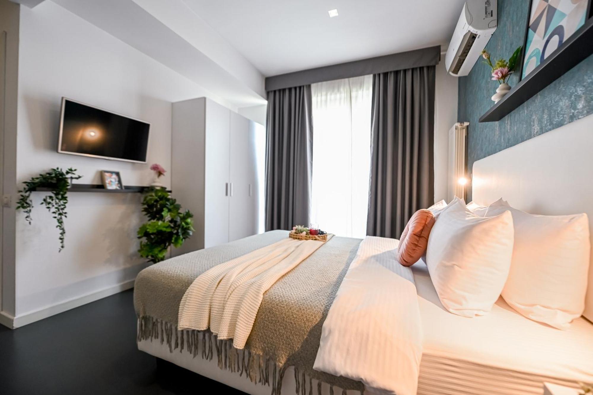 Urban Elegance - Stylish Central Accommodation Букурещ Стая снимка